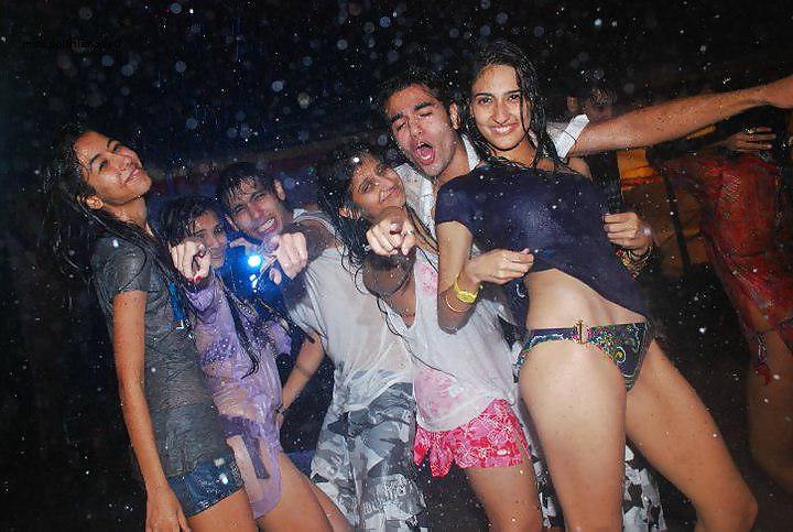 17P Indian Pool Party