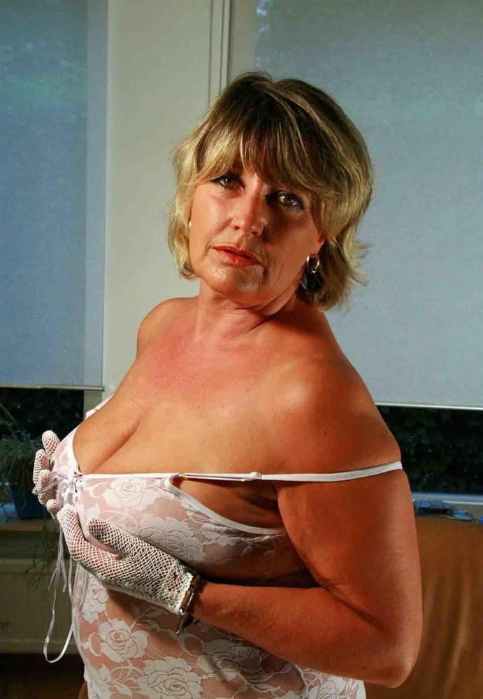 19P M like to show off 9