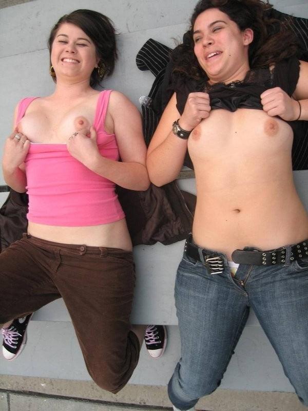 25P Show me your Tits