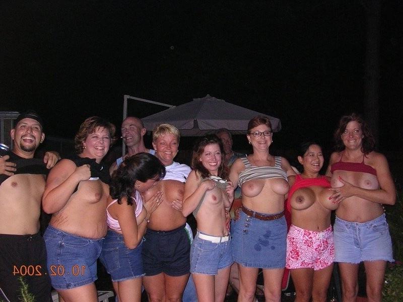 25P Show me your Tits