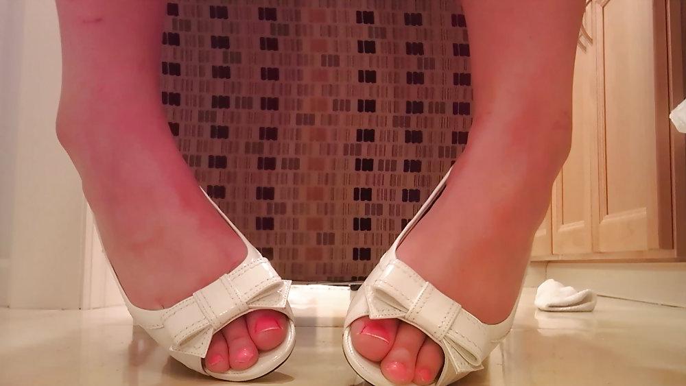 14P Crossdressing polka dot thongs and pink toe nails