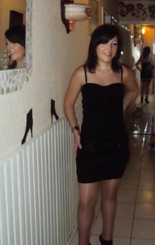 25P Girls in heels and nylon