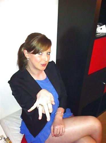 25P Girls in heels and nylon