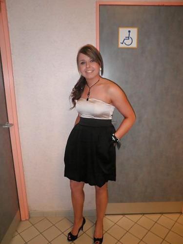 25P Girls in heels and nylon