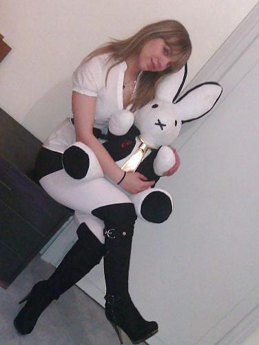 25P Girls in heels and nylon