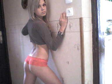 25P Slutty teens show  themselves !