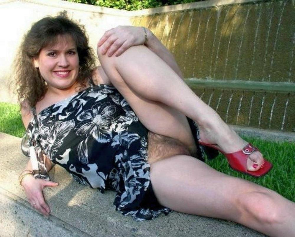 25P Mature Housewife 18