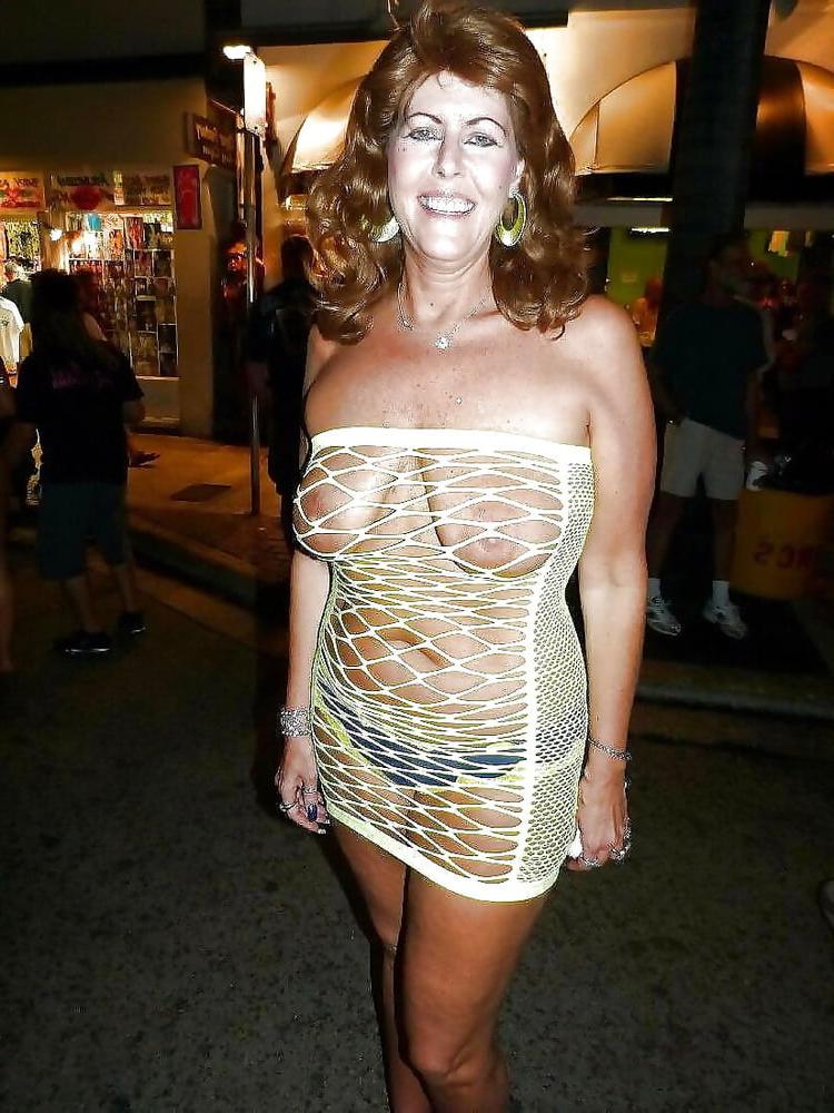 25P MINI SKIRT MILF SLUTS 3