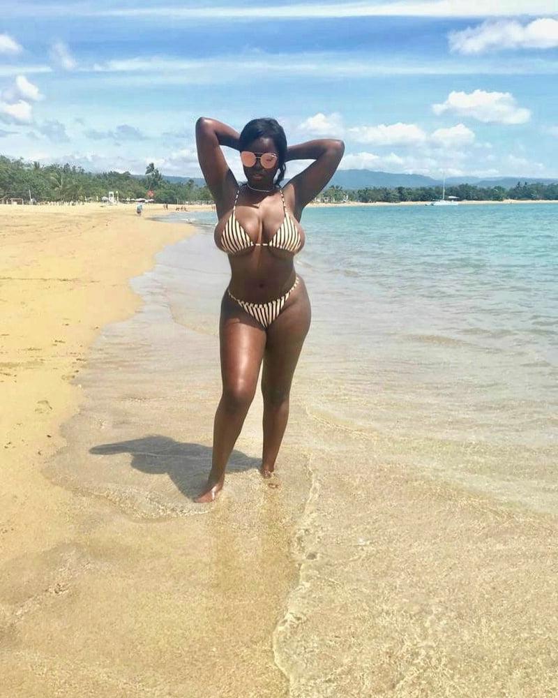 25P SUMMER TITTIES vol 7 HUGE GALLERY HUGE BOOBS
