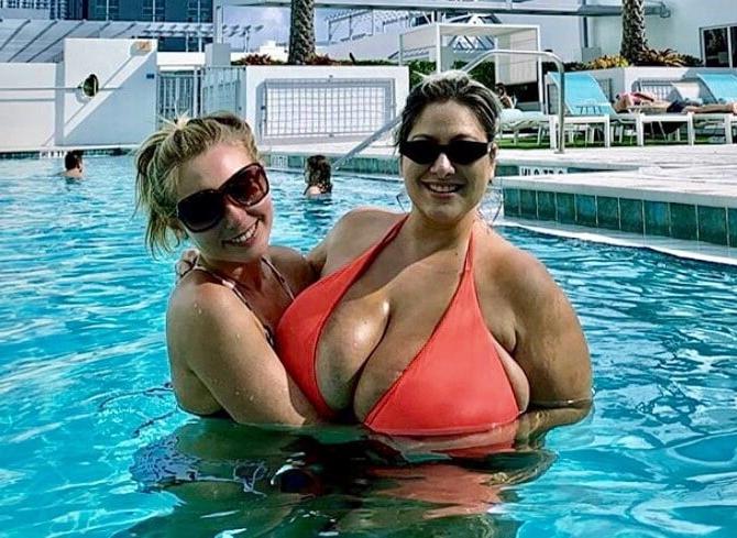 25P SUMMER TITTIES vol 7 HUGE GALLERY HUGE BOOBS