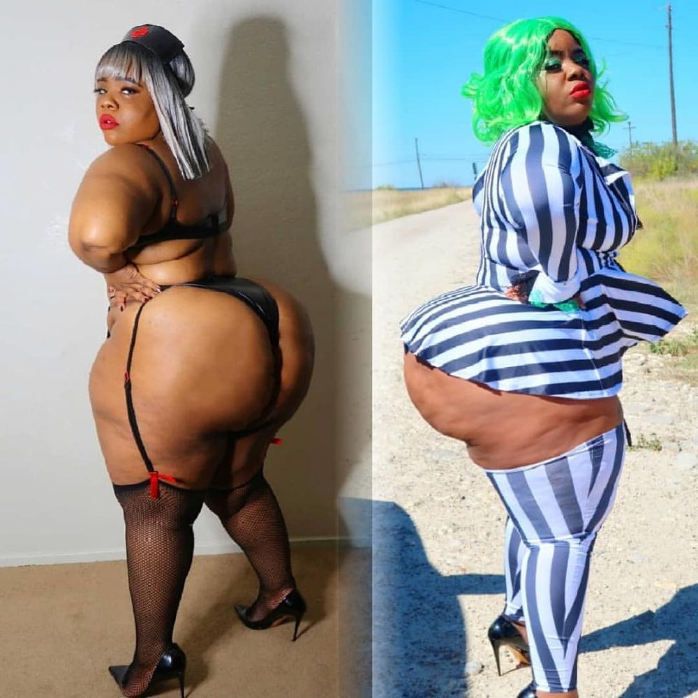 25P HUGE ASS