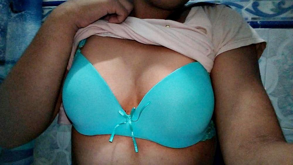 25P MY FRIEND MARIA SEND ME HOT PICS WHEN SHE'S HORNY