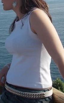 25P MY FRIEND CAROLINE SEND ME HOT PICS WHEN SHE'S HORNY