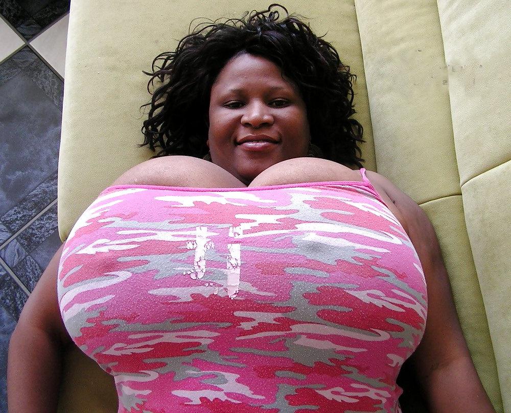 18P Huge Knockers 2