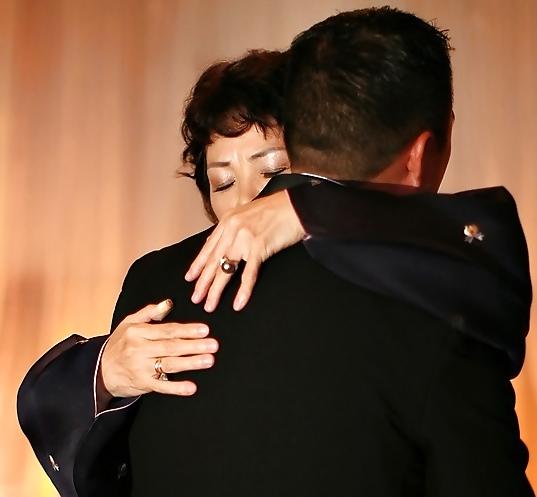 11P True mother-son's friend love