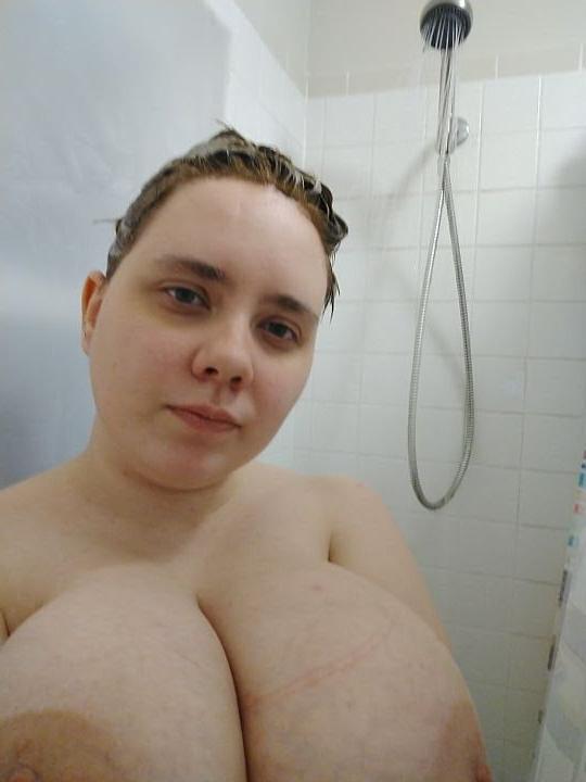 25P Huge Tits PAWG Slut Michelle Bird Wants to be Exposed