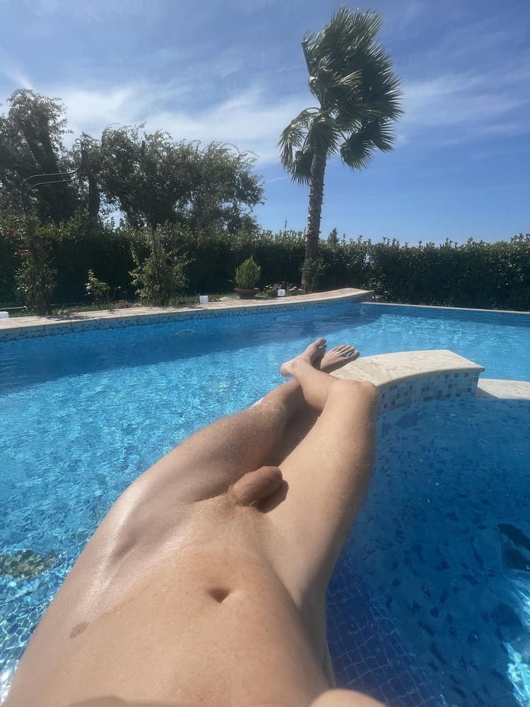 17P Ginger nick cock naked