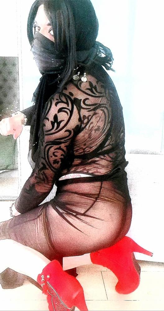 17P Ariana sissy Toronto   winter 2020