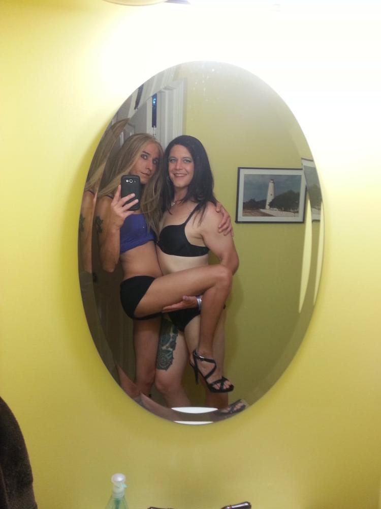 25P Holly Kim set 4        KimberlyGeorge