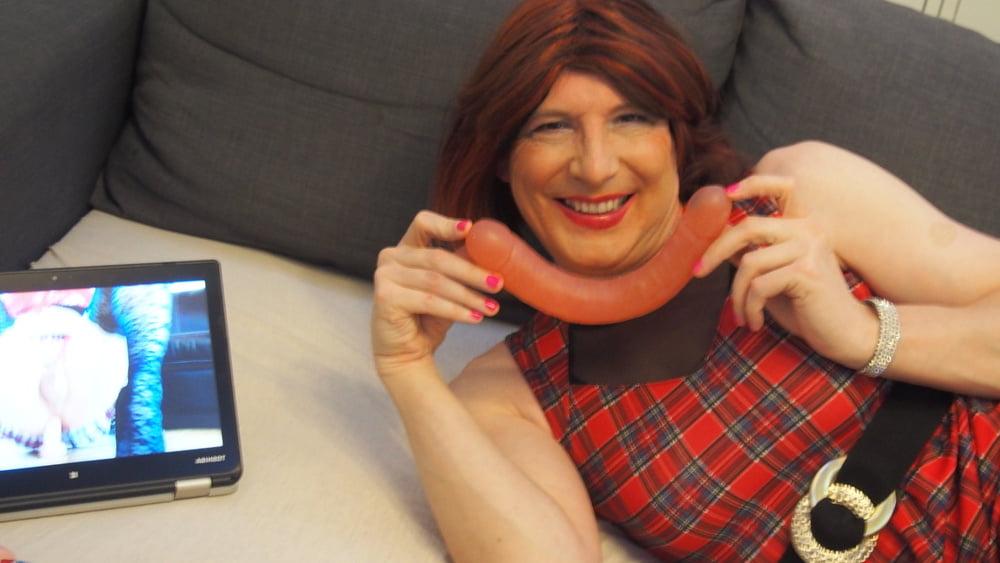 25P Sissy Lucy is a Tartan Tart