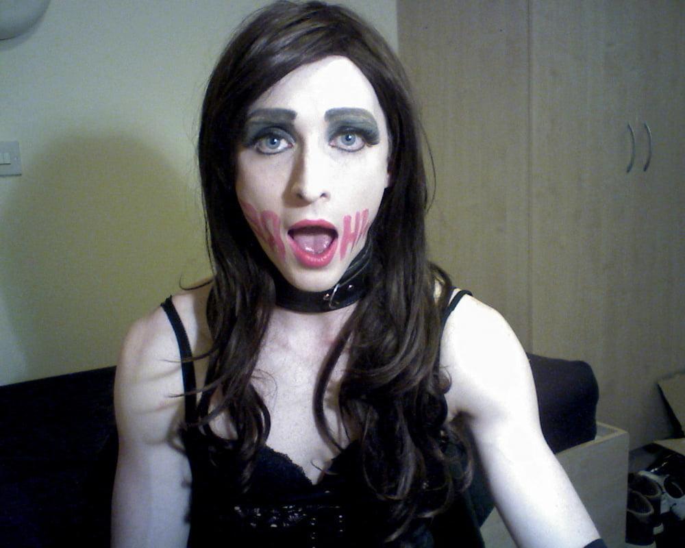 19P Sissy Emily