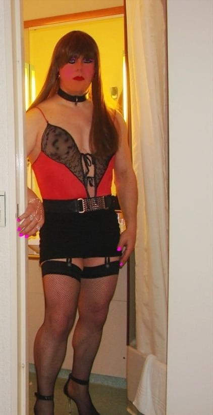 25P FABIENNE TRAVESTI SISSY SOUMISE