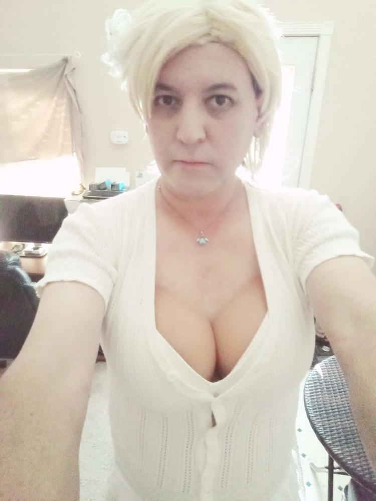 25P Im sissy slut (july 2020)