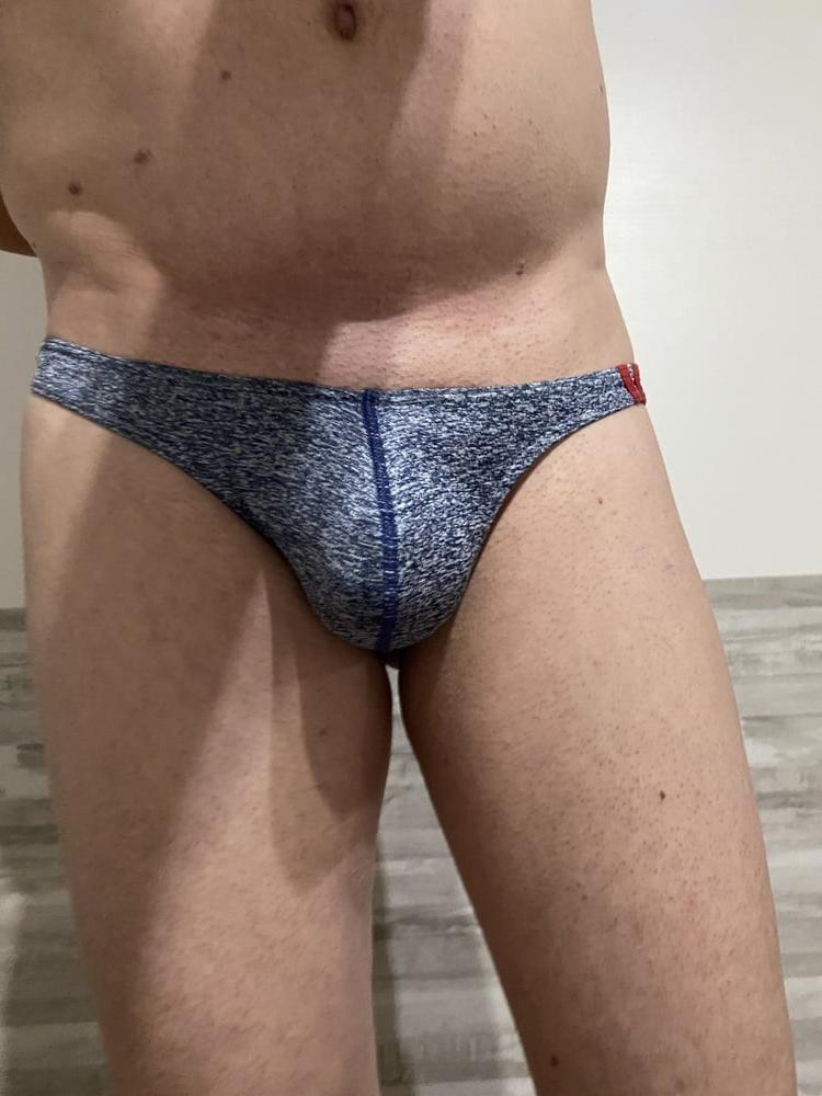 18P you love men in thongs