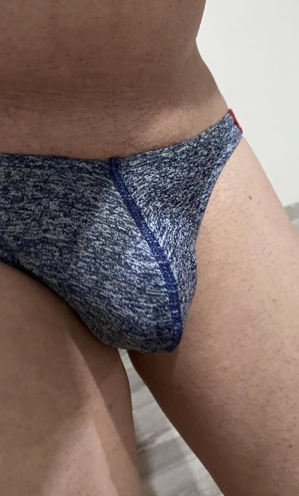 18P you love men in thongs