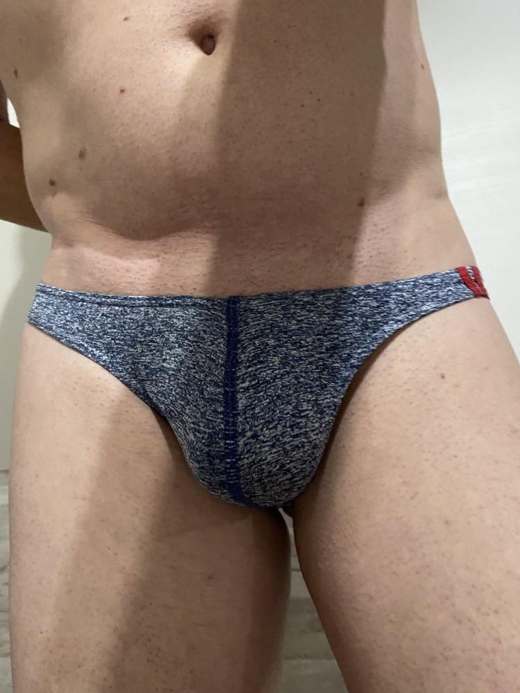 18P you love men in thongs