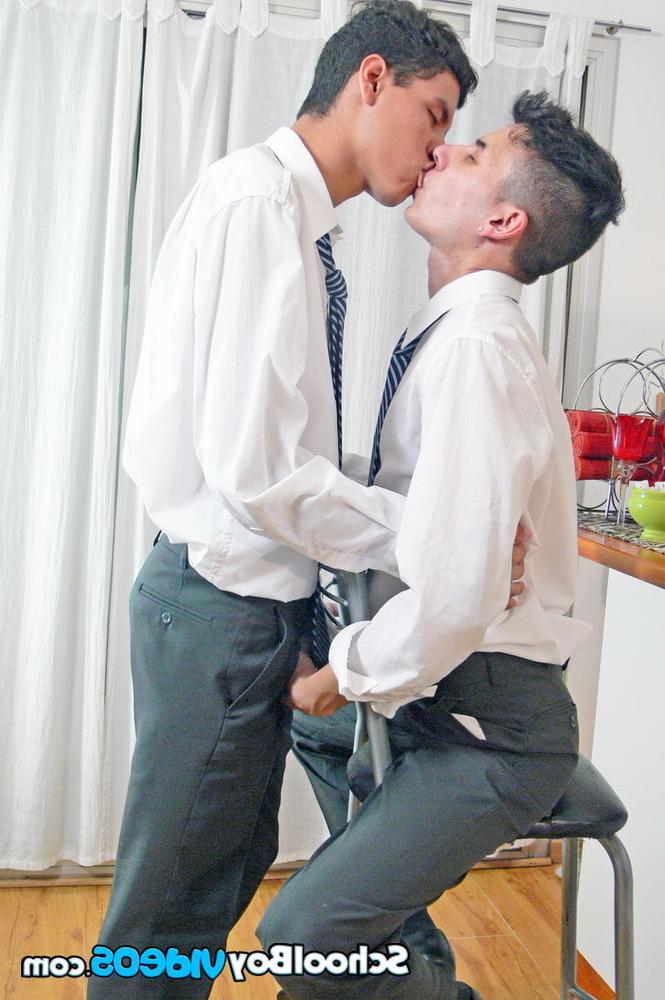 16P Uncut twink school boy fucks his bottom bitch friend