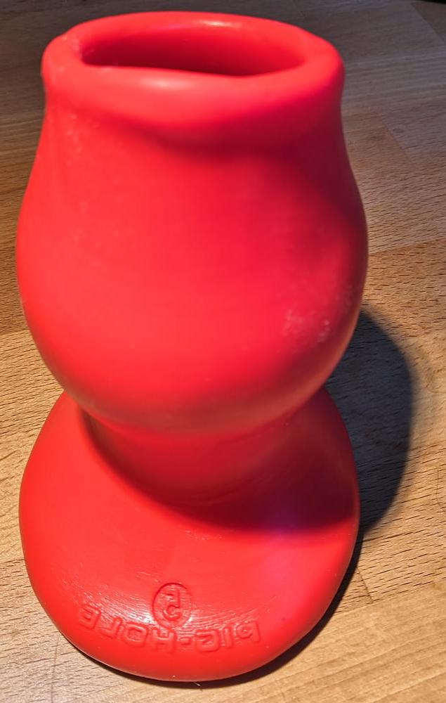 8P Pighole