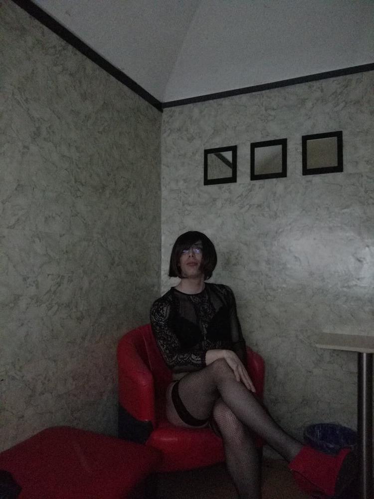 24P Sissy Faggot Life: Pornokino Adult Theater (2)