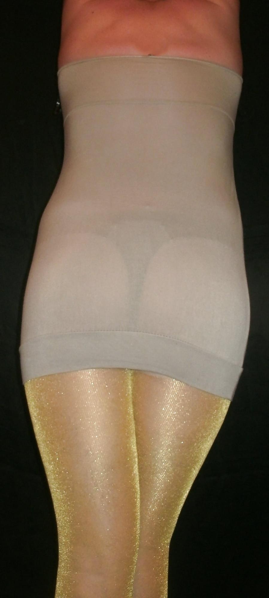 11P Sissy Boy Lovelaska - Golden legs, precious ass