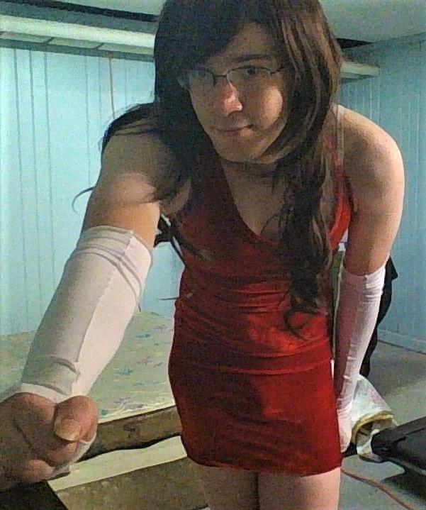 25P Sissy Isabella Hippel exposed 3