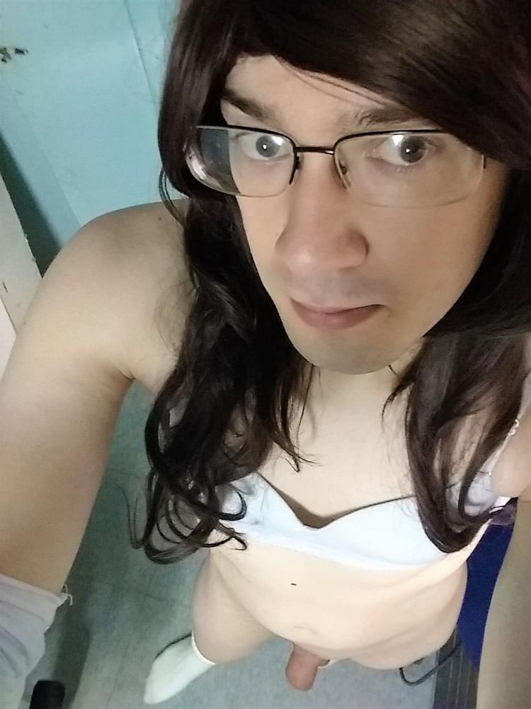 25P Sissy Isabella Hippel exposed 3