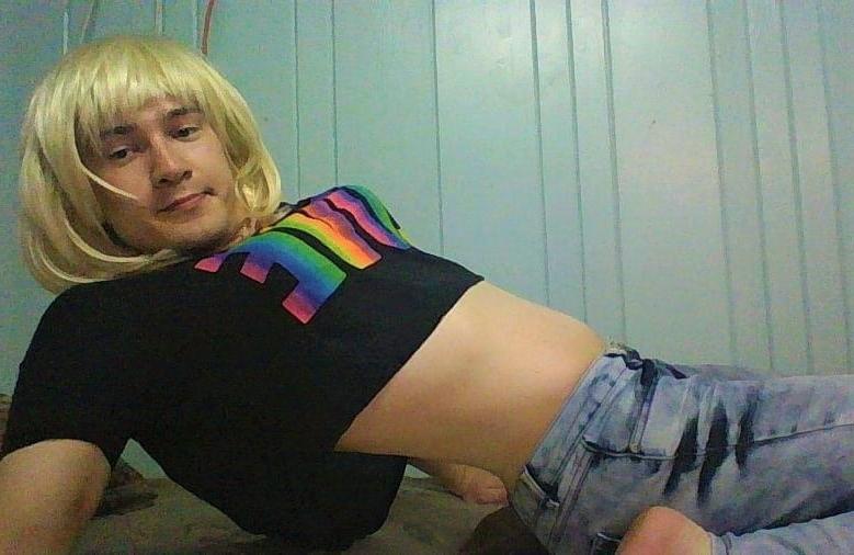 25P Sissy Isabella Hippel exposed 2