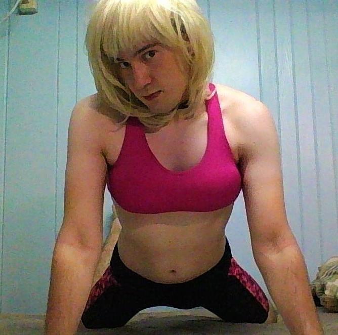 25P Sissy Isabella Hippel exposed 2