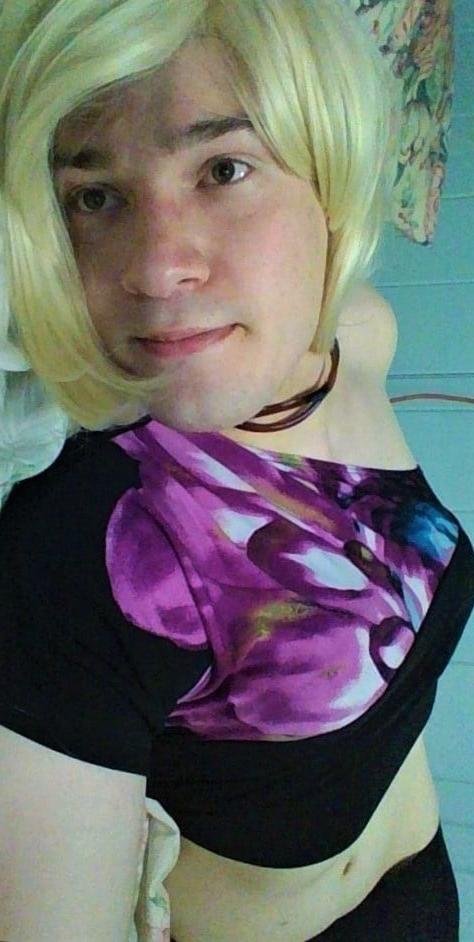 25P Sissy Isabella Hippel exposed 2