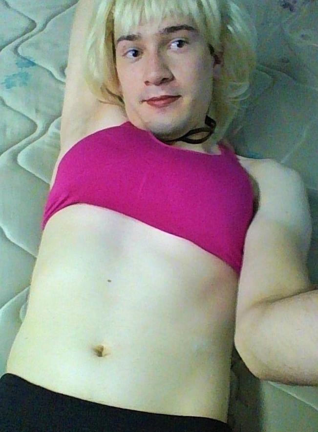 25P Sissy Isabella Hippel exposed 2