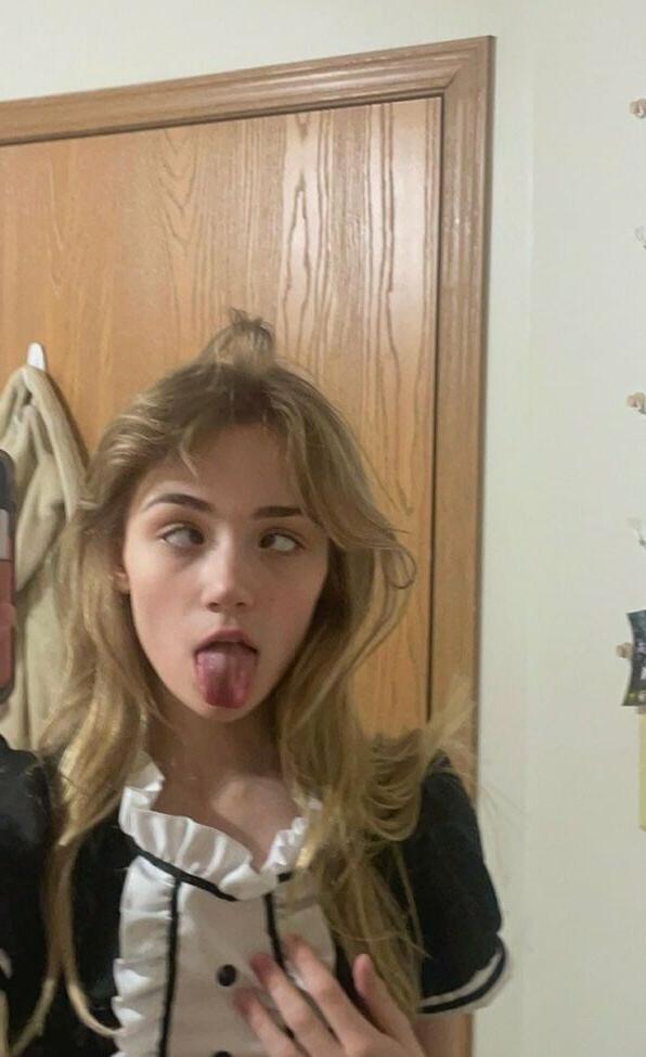 10P Sissy.syd nude