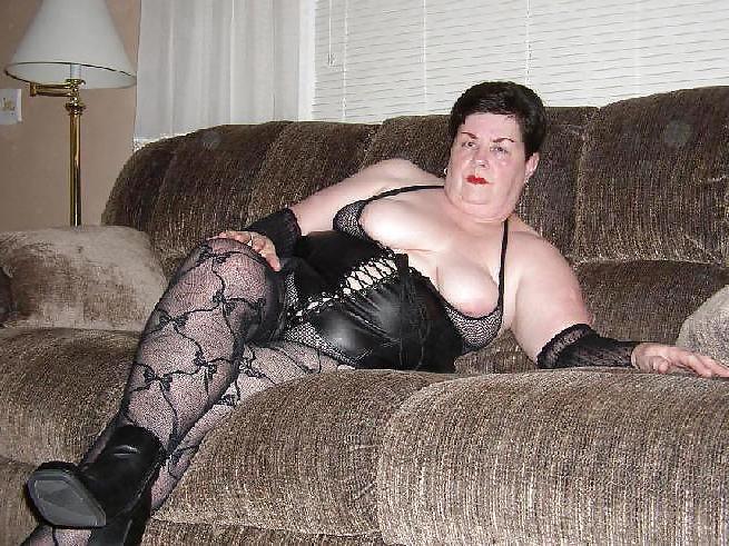 16P Just the Average Sexy Mummy