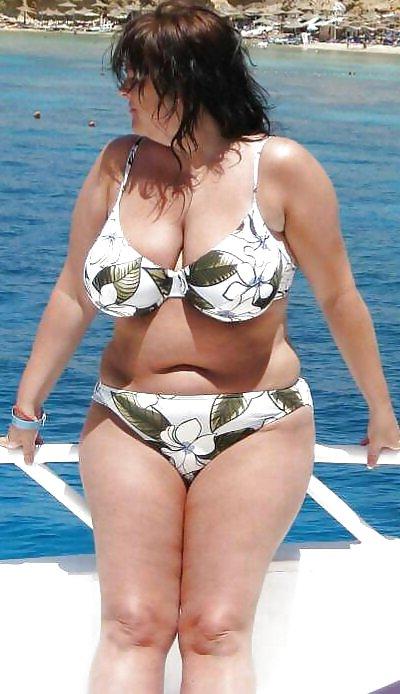 25P Swimsuits bikinis bras bbw mature dressed teen big huge 22