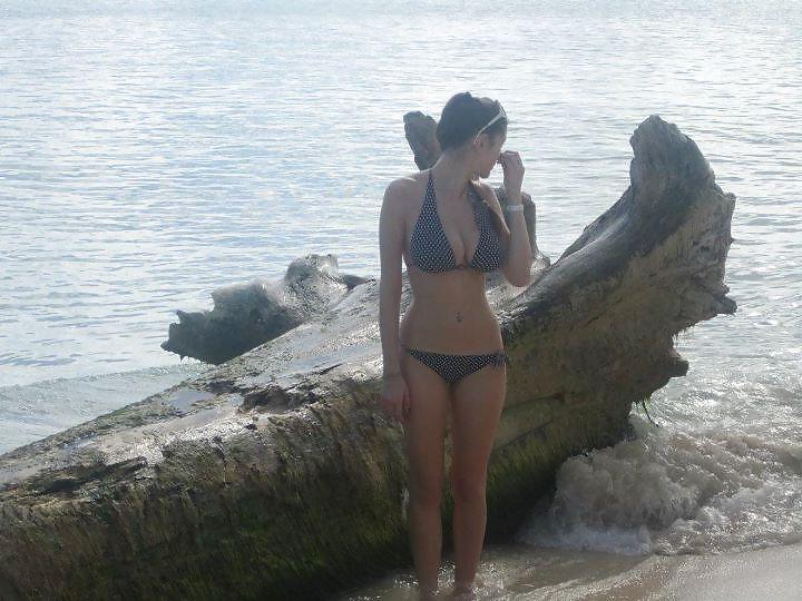 25P Slim and stacked hot teen
