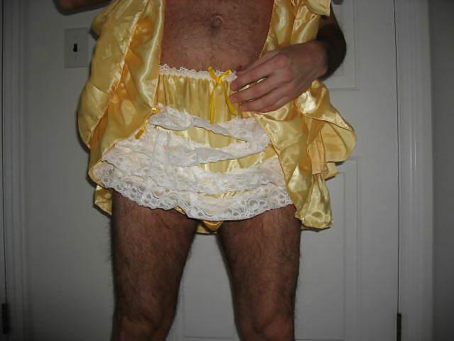 16P Sissy Slut in Yellow