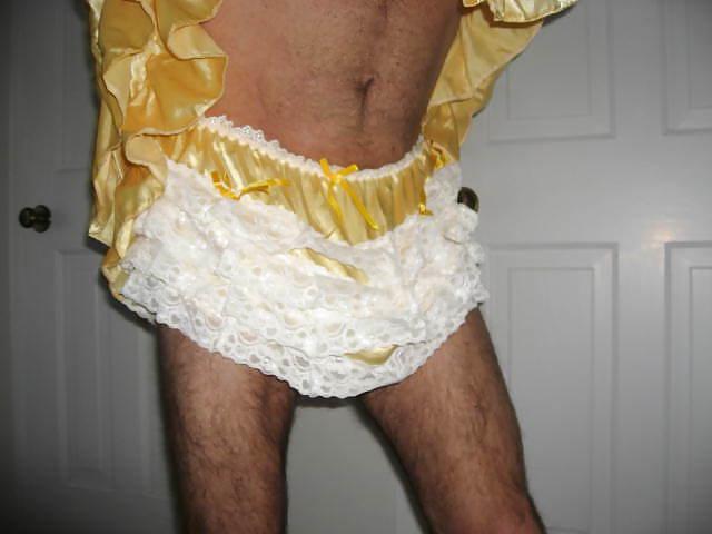 16P Sissy Slut in Yellow
