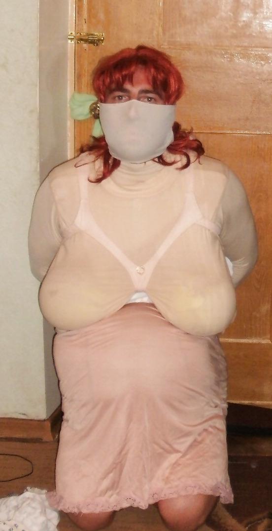 22P Slave girl in bondage