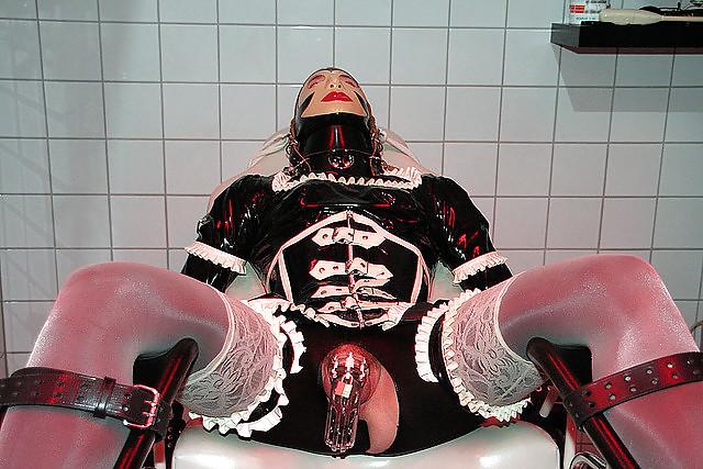 24P Sissy Chastity