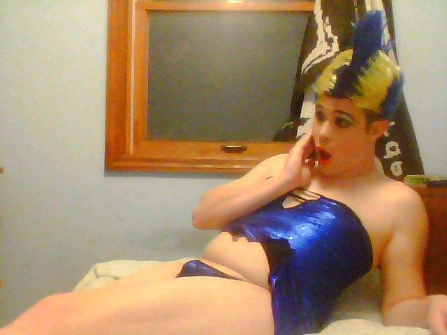 13P Sissy raver pt 1.