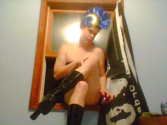 13P Sissy raver pt 1.